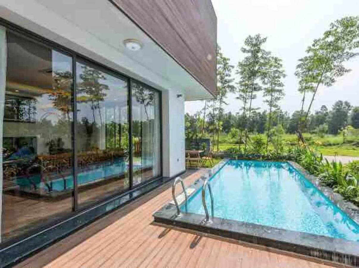 Flamingo Dai Lai Resort - By Bay Luxury Vinh Yen Exterior photo